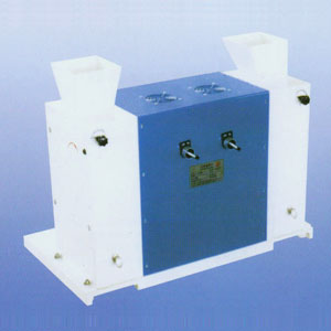 實驗磨粉機（LRMM-8040-3-D型)